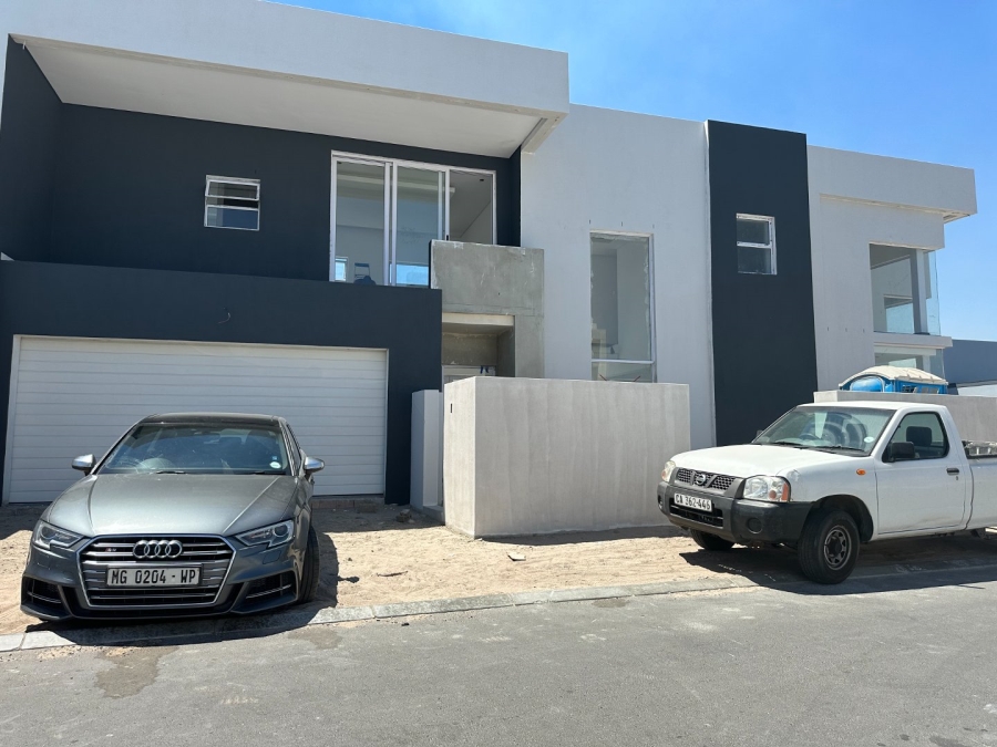 4 Bedroom Property for Sale in Sandown Western Cape